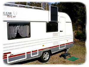 Caravans & boats